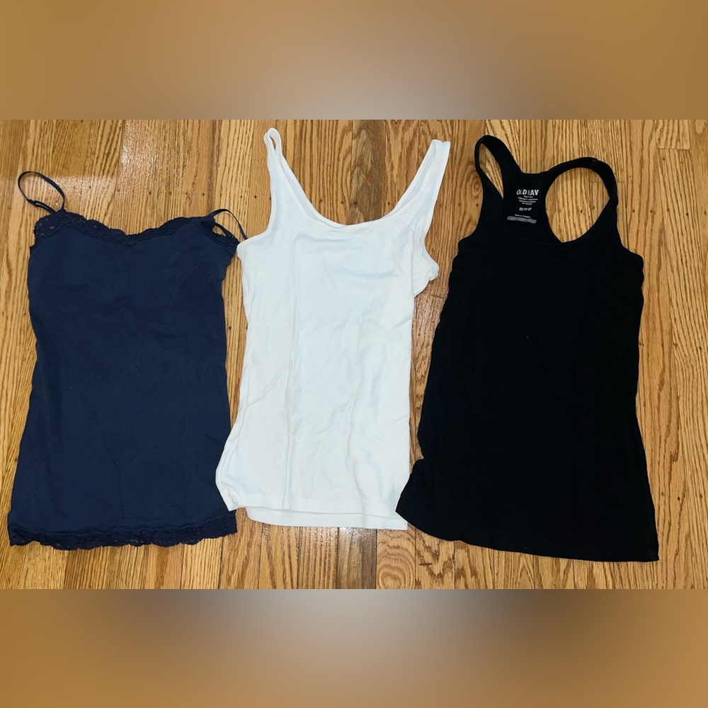 BUNDLE 7 TANK TOPS